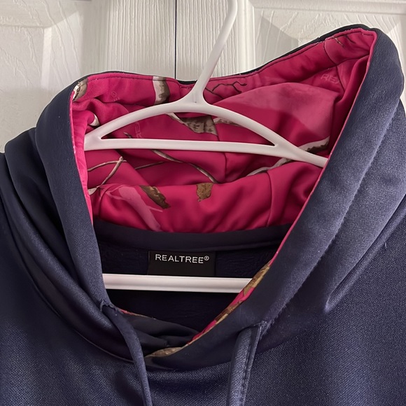 Ladies realtree hoody - Picture 3 of 4